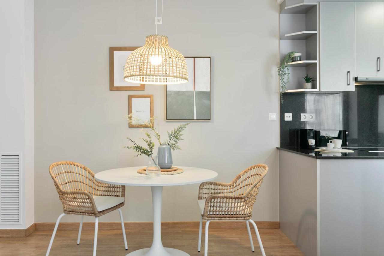 Click&Flat Sugranyes Apartment บาร์เซโลนา ภายนอก รูปภาพ