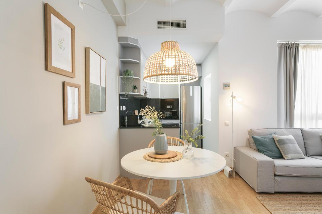Click&Flat Sugranyes Apartment บาร์เซโลนา ภายนอก รูปภาพ