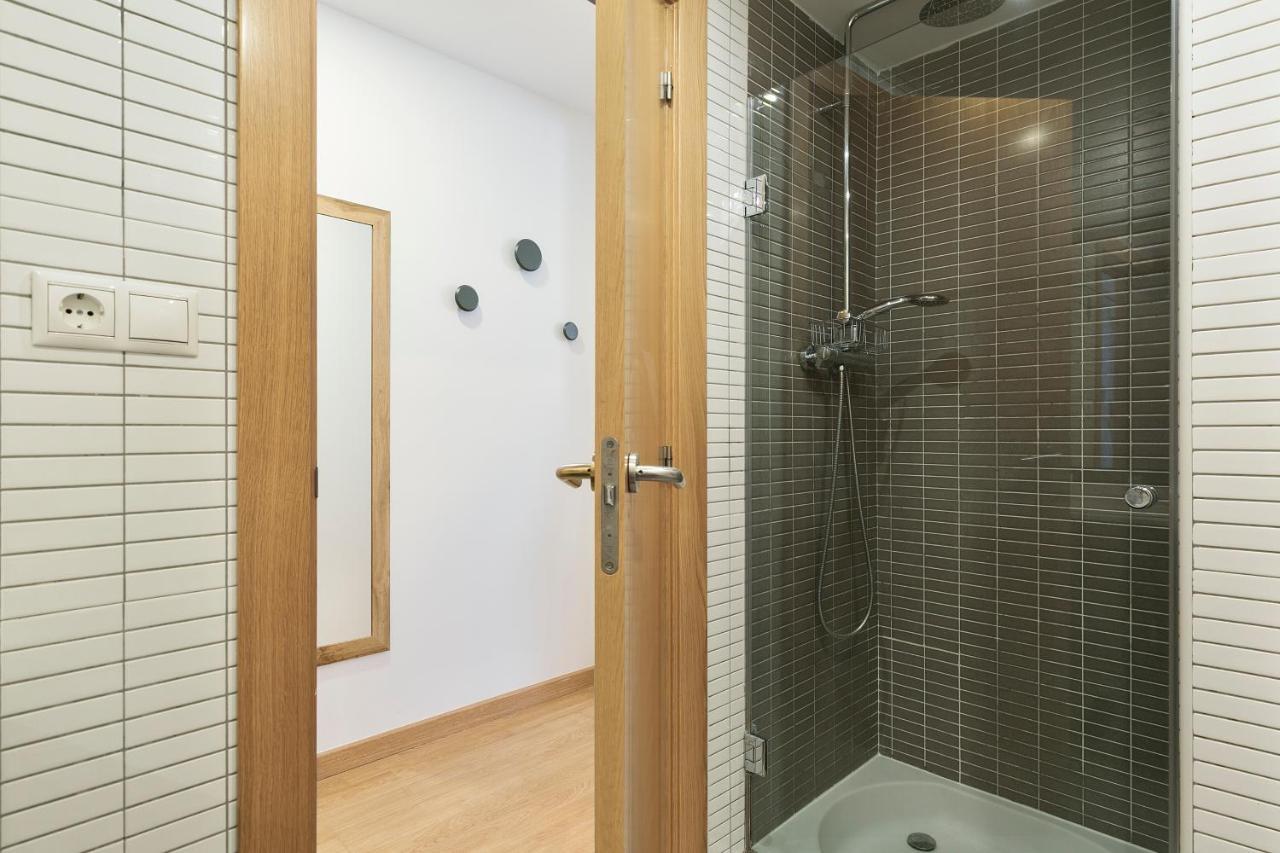 Click&Flat Sugranyes Apartment บาร์เซโลนา ภายนอก รูปภาพ